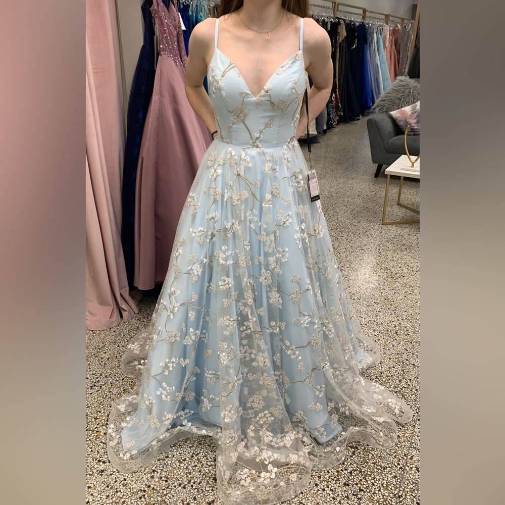 Elegant Blue Floral Prom Dress